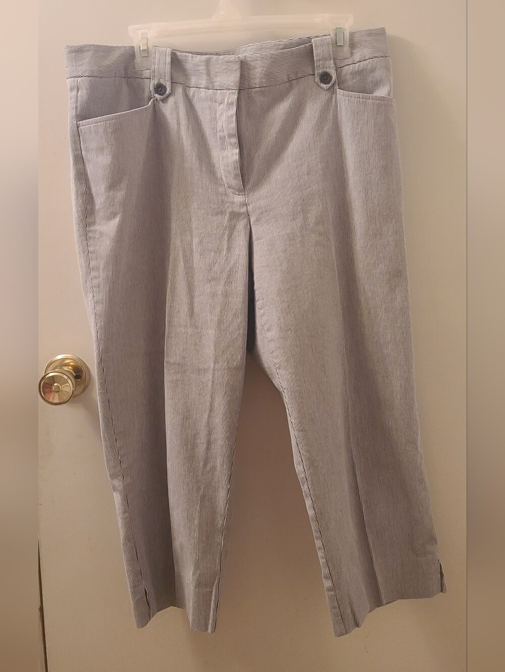 Counterparts White and Blue Striped Capri Pants Sz 12